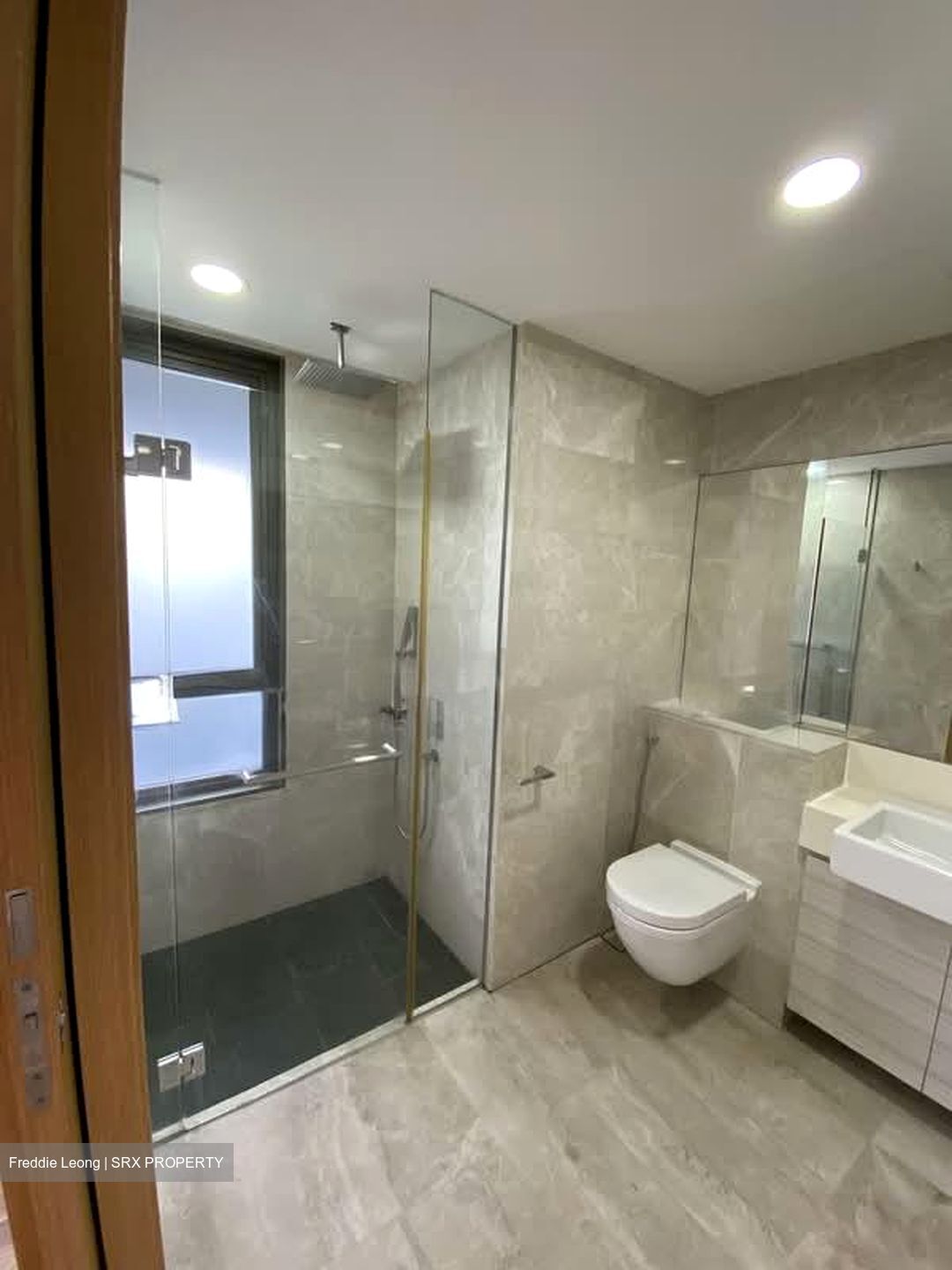 6 Derbyshire (D11), Condominium #560444871